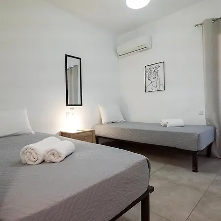 Musses Hersonissos (Crete)