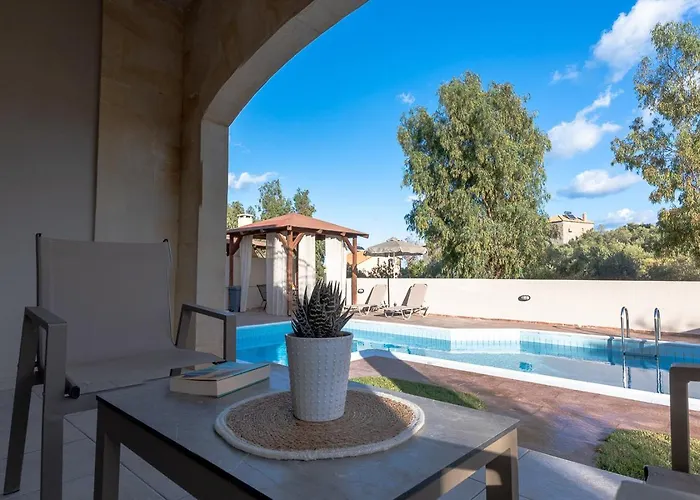 Musses Hersonissos (Crete)